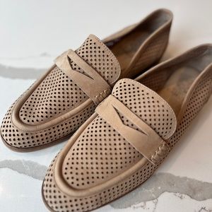Vince Camuto Loafers